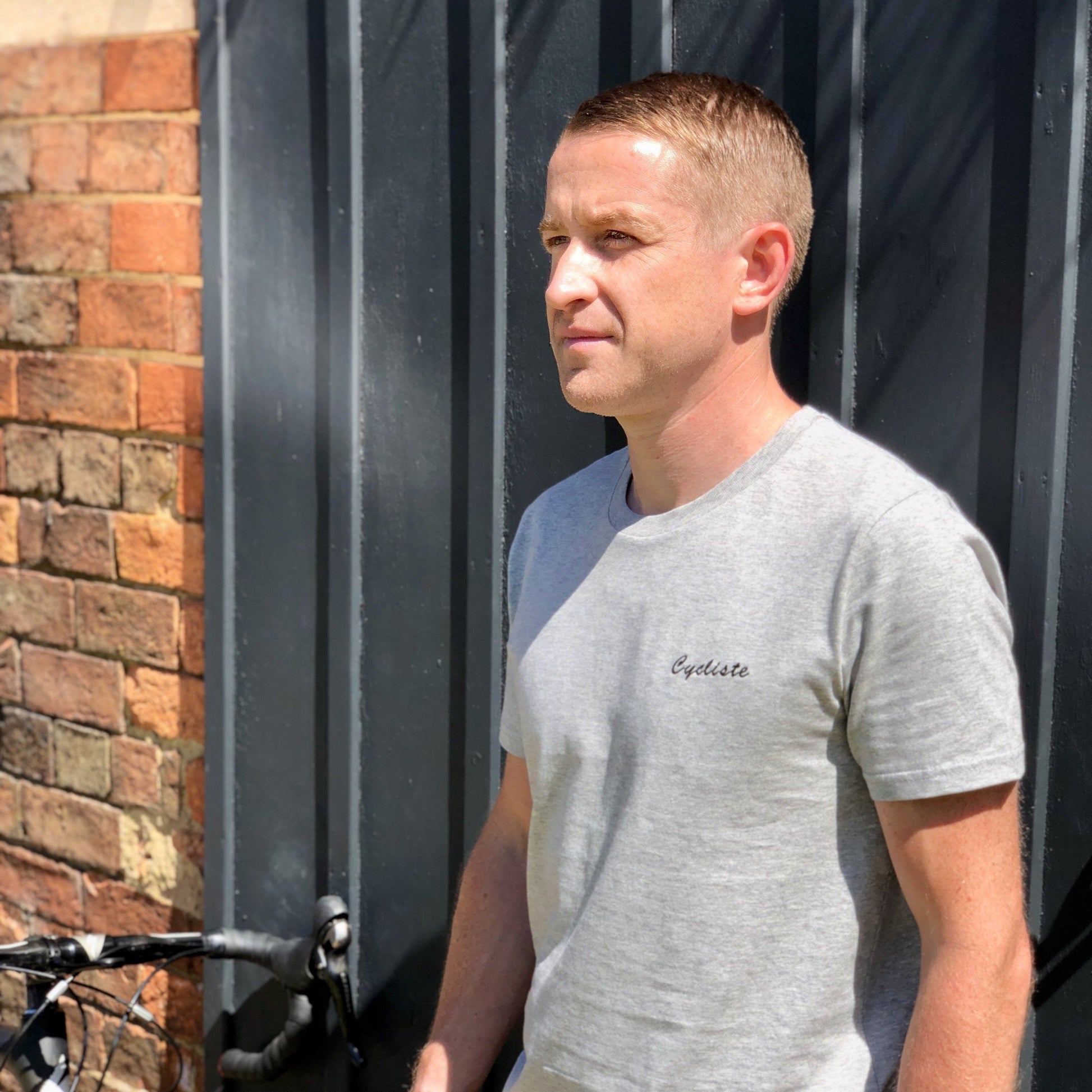 Cycliste Embroidered T-Shirt - Spoke & Solace