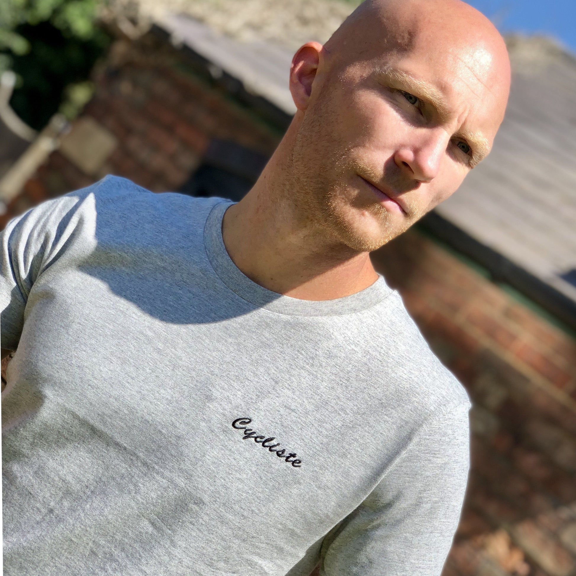 Cycliste Embroidered T-Shirt - Spoke & Solace