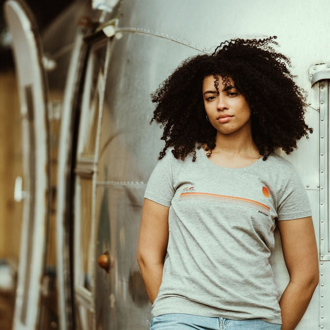 Women's Sunset T-Shirt - Spoke & Solace